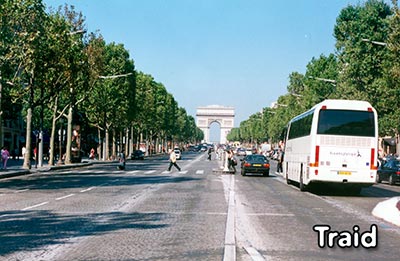 0043-Paris-1998-Champs-Elysees
